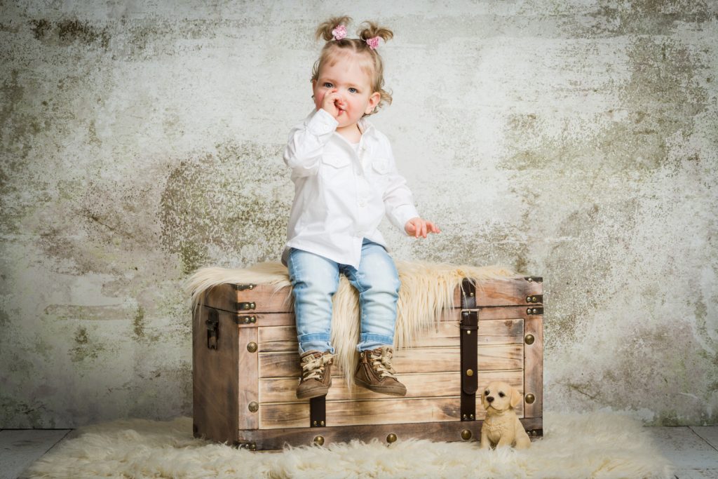 Kinderfotoshoot Jasmijn in de studio