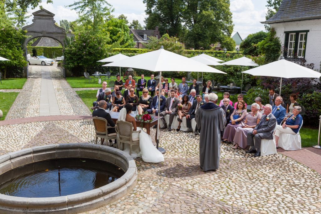 Bruidsreportage Ali en Tamara start ceremonie Kasteel Groot Buggenum