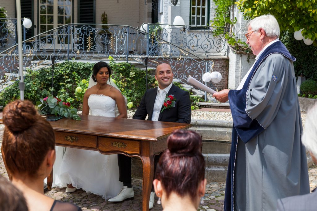 Bruidsreportage Ali en Tamara ceremonie Kasteel Groot Buggenum